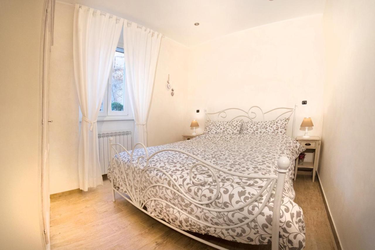 Le Bicocche Di Joyce - Luxury And Parking Nearby Apartment Trieste Bagian luar foto