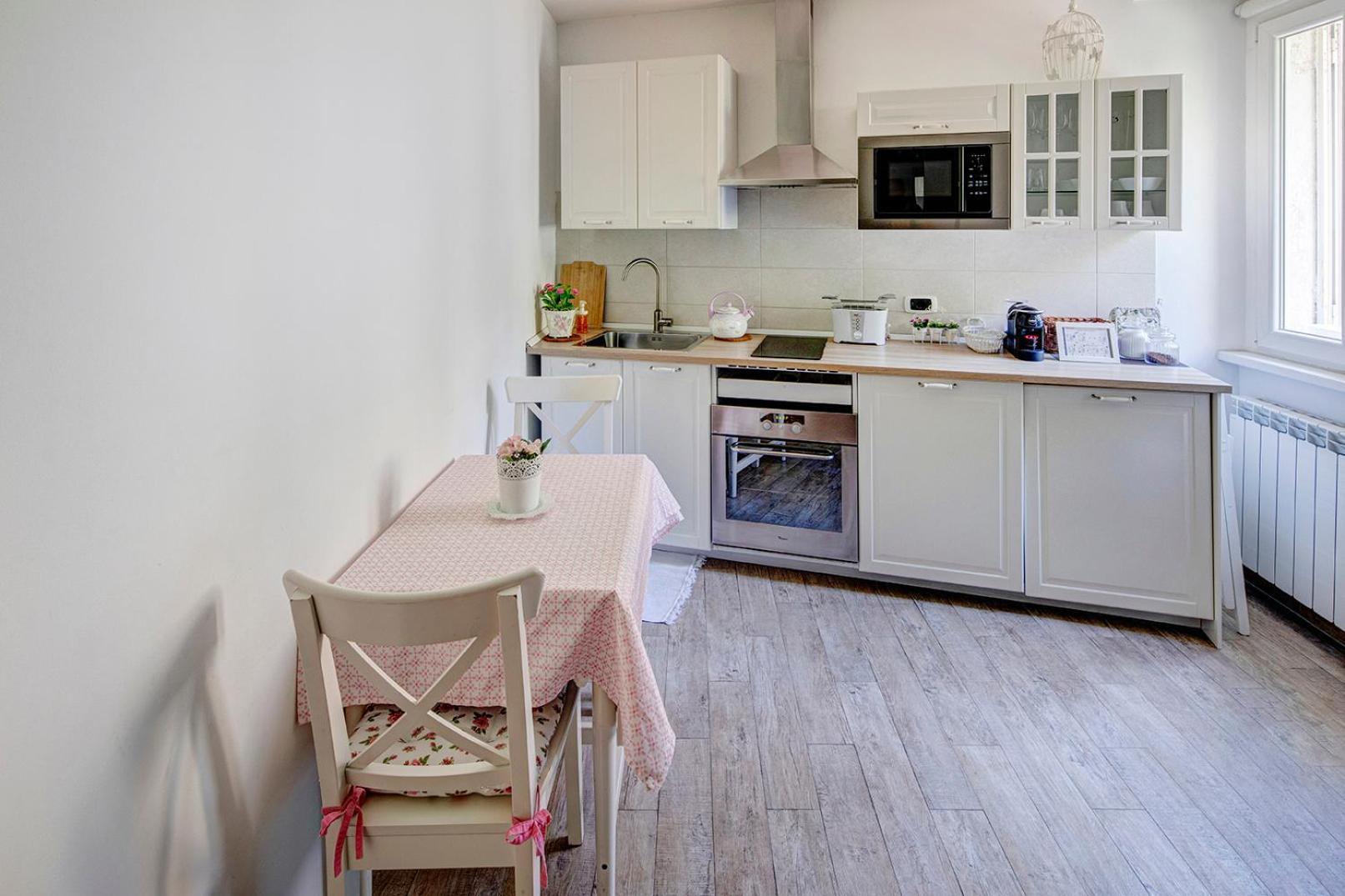 Le Bicocche Di Joyce - Luxury And Parking Nearby Apartment Trieste Bagian luar foto