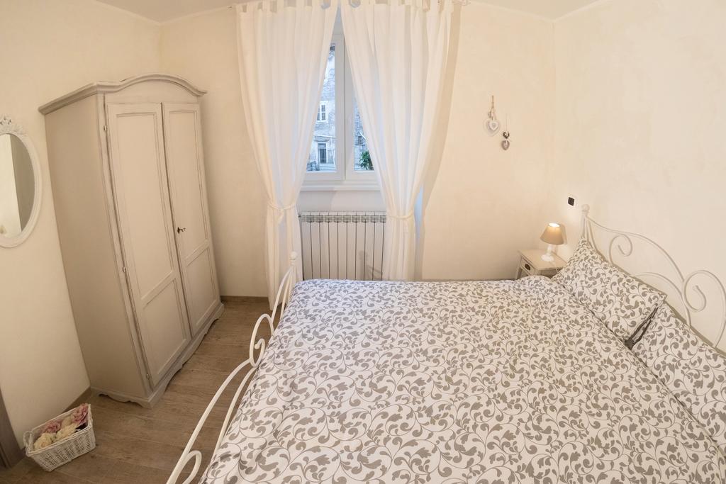 Le Bicocche Di Joyce - Luxury And Parking Nearby Apartment Trieste Bagian luar foto