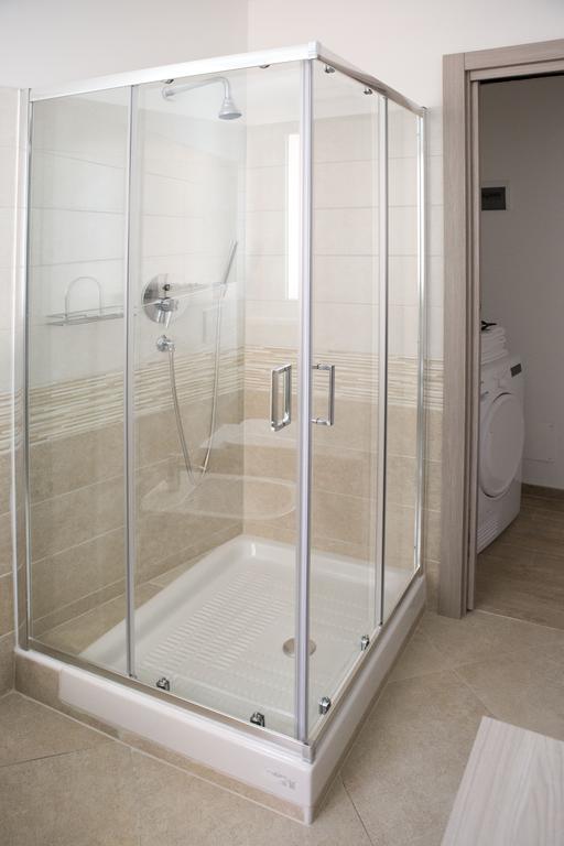 Le Bicocche Di Joyce - Luxury And Parking Nearby Apartment Trieste Bagian luar foto
