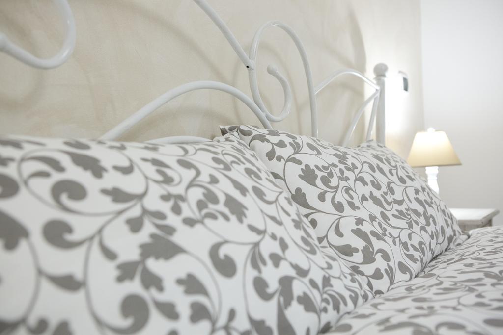 Le Bicocche Di Joyce - Luxury And Parking Nearby Apartment Trieste Bagian luar foto